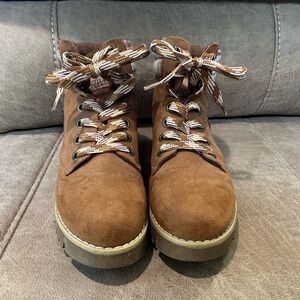 Magellan Outdoors Brown Lace-Up Suede Hiking Boots